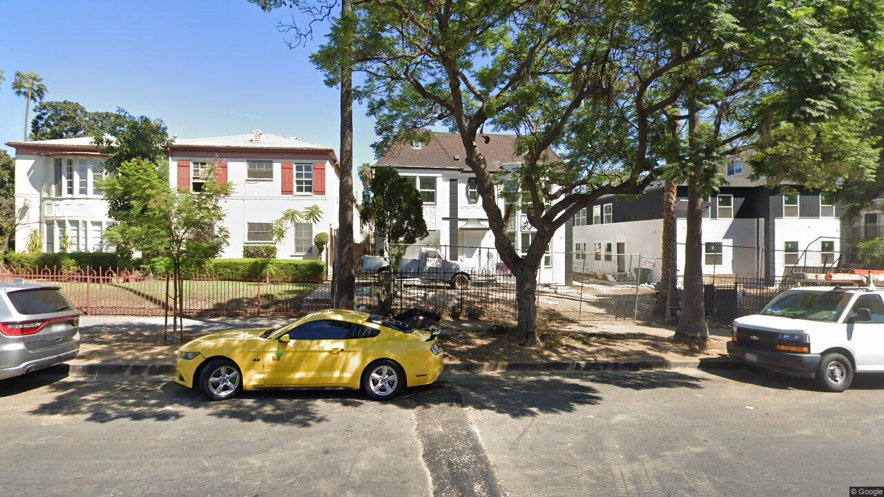 1166 S Westmoreland Ave