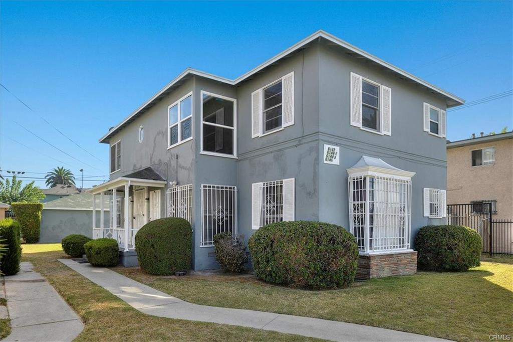 6142 S Hobart Blvd